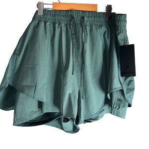 NEW 90 degree Sage/Green Running Shorts Athletic Shorts Women’s Plus Size 3X